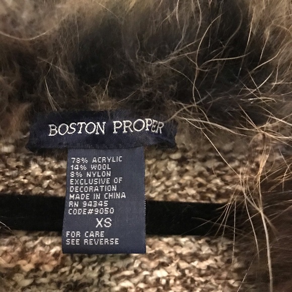 Sweater - Picture 4 of 4